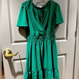 Monteau Bright Green midi Dress Size L—with pockets